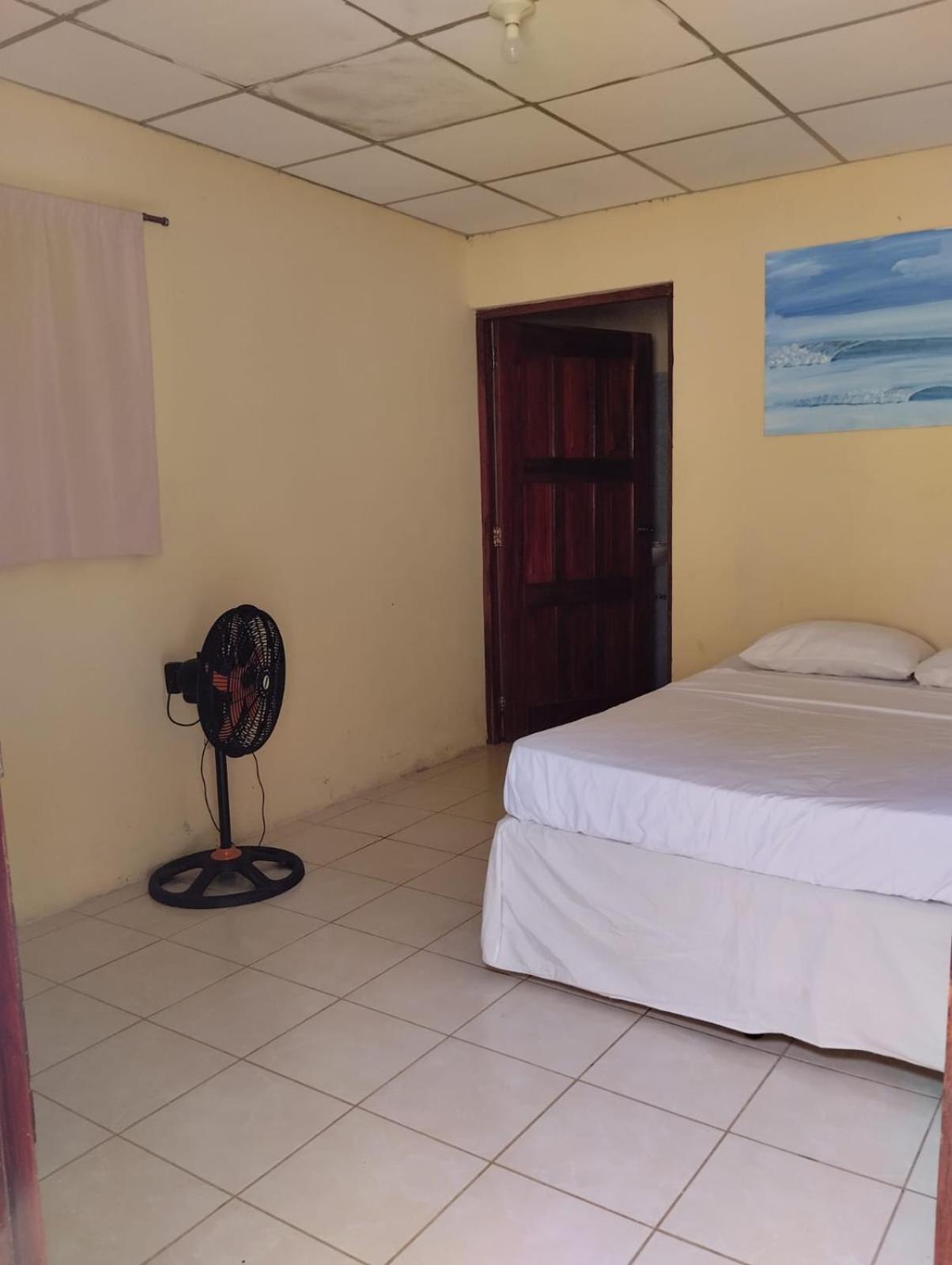 Chill Garrobo Hotell El Gigante Rum bild