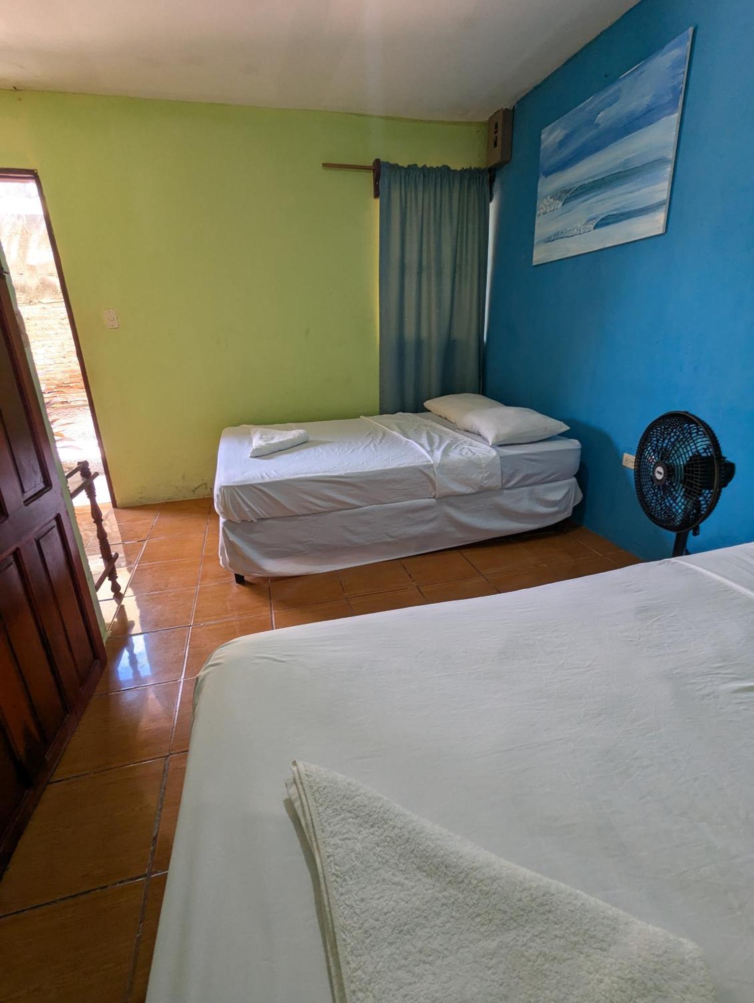 Chill Garrobo Hotell El Gigante Rum bild